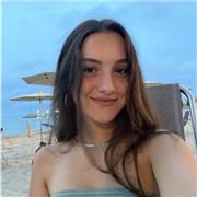 Estudiante de enfermería, apta para repasos de cole y eso, 9 de media en bachiller científico sanitario.